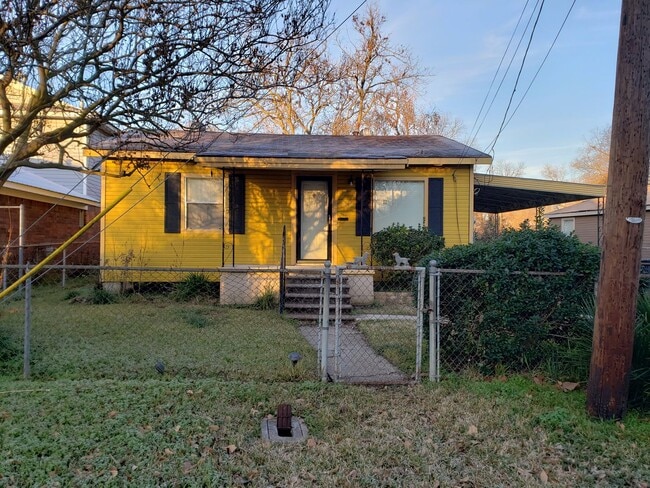 Photo - Beautiful, updated 2 bedroom rental!