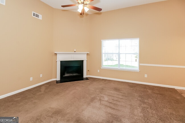 Photo - 74 Lake Crossing Ct