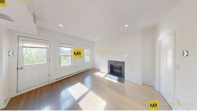 Photo - 1402 Beacon St Unit 4-3