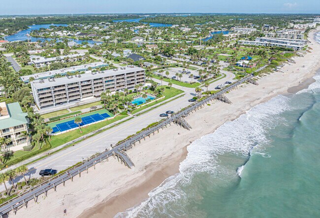 Building Photo - 4141 Ocean Dr Unit 403 Rental