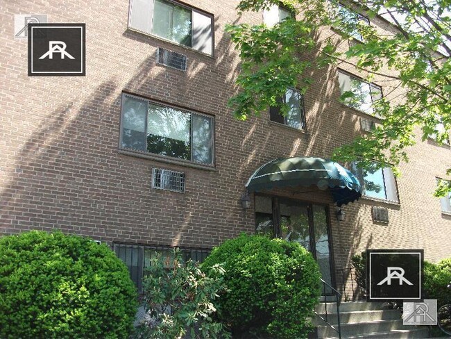 Building Photo - 1 bedroom in Allston MA 02134 Unit 3 Rental