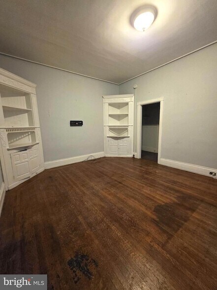 Photo - 4718 Cedar Ave Unit 1