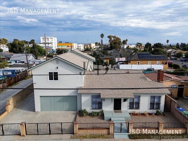 Photo - 431 Sampson St