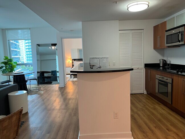 Photo - 300 S Biscayne Blvd Unidad 1602