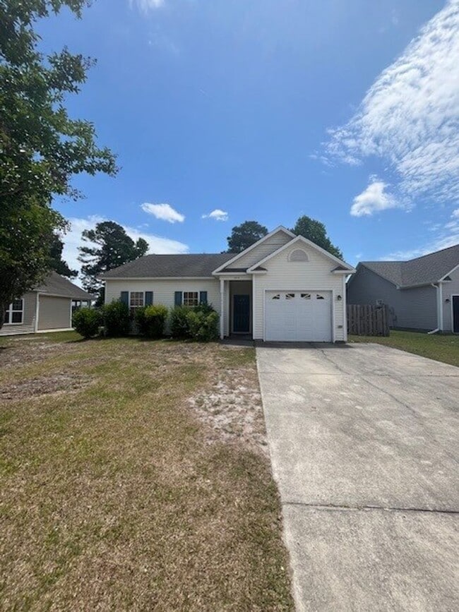 Photo - Charming 3-bedroom, 2-bath home in Leland, NC