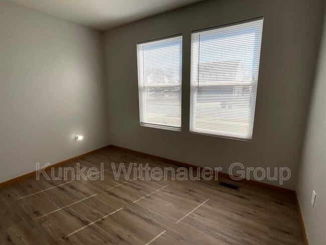 Photo - 59 Meadowview Dr