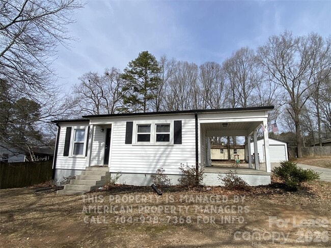 Building Photo - 503 E 22nd St