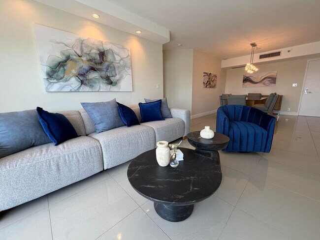 3530 Mystic Pointe Dr Unit 2303