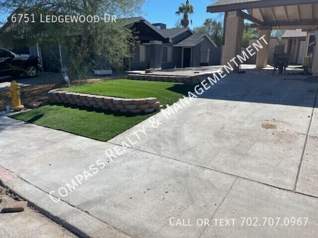 Photo - 6751 Ledgewood Dr