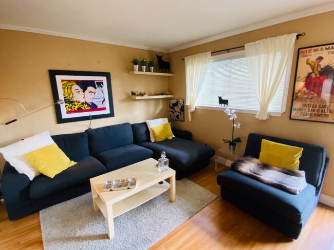 Photo - CHEVY Glenchase Ln Unit 20