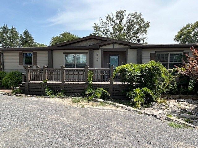 Photo - 5756 Benders Ferry Rd House