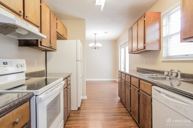 Photo - 101 Squire Rd