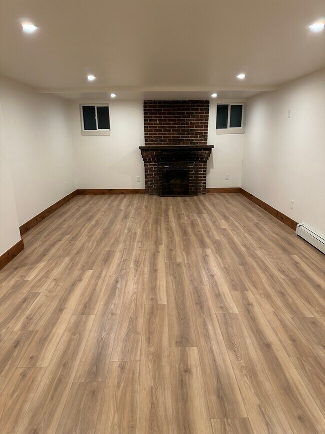 Photo - 3139 Benton St Unidad Benton Garden Level