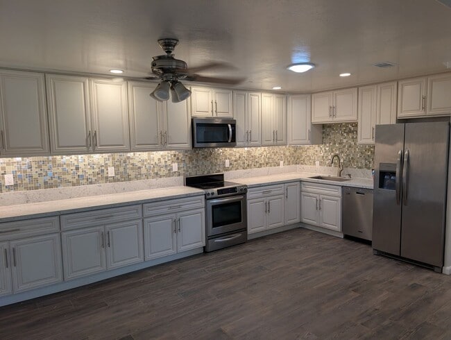 Photo - 8024 Tone Ln