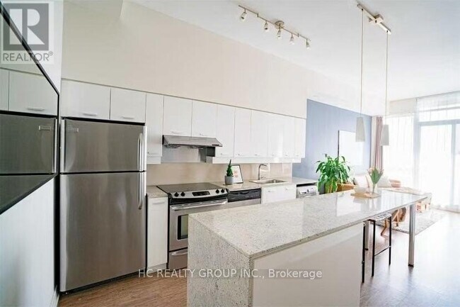 Photo - 33 Singer Ct Unité PH07