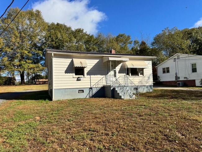 2/1 in City of Shelby - 2/1 in City of Shelby