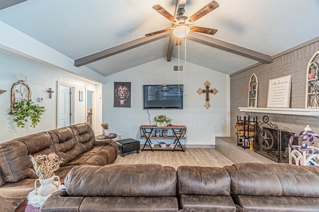 2608 Nelwin Pl
