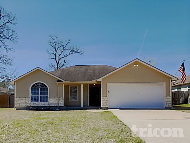 Photo - 224 Kellyn Ct