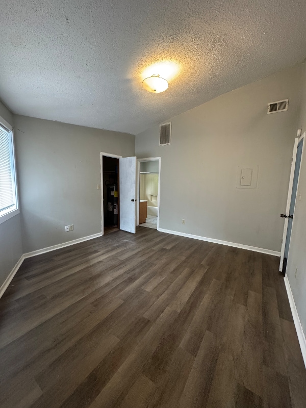 Photo - 284 Knoll Dr Unit Apt 200