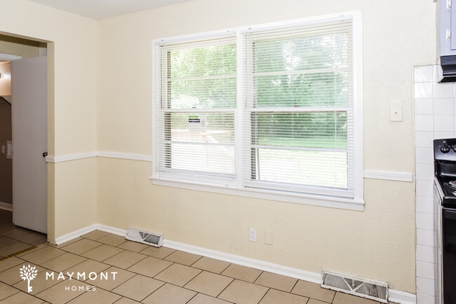 Photo - 4610 Rutledge Dr NW