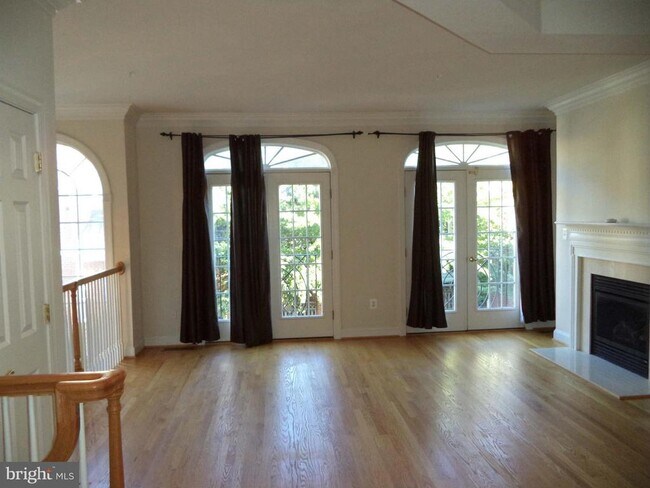 Photo - 6812 Rigby Ln