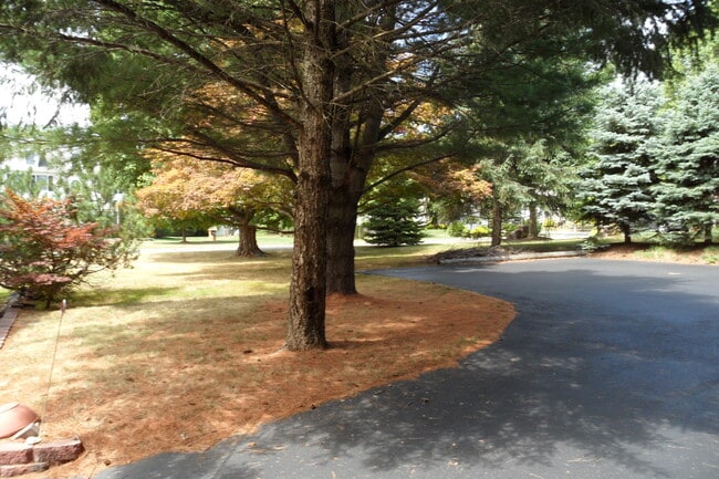 Private Lot - 61 Hillcrest Blvd