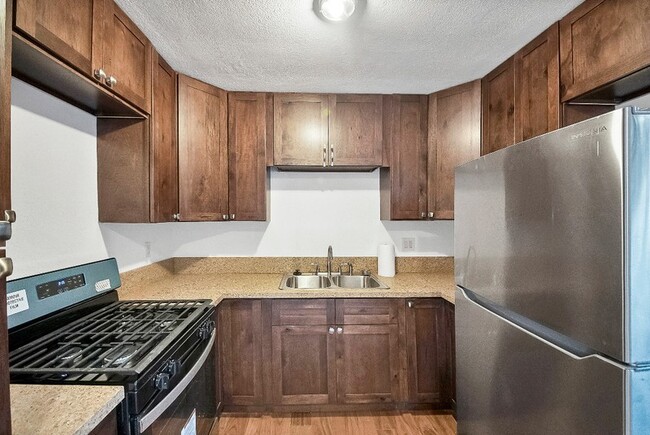 Photo - 2458 Normandie Ave Unit 3