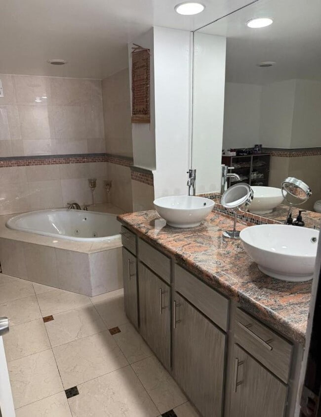 Photo - 1833 S Ocean Dr