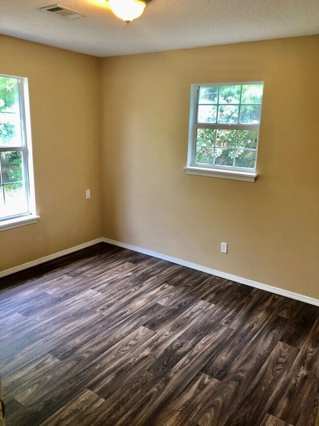 Orange Grove 3 Bedroom Rental For Rent in Gulfport, MS