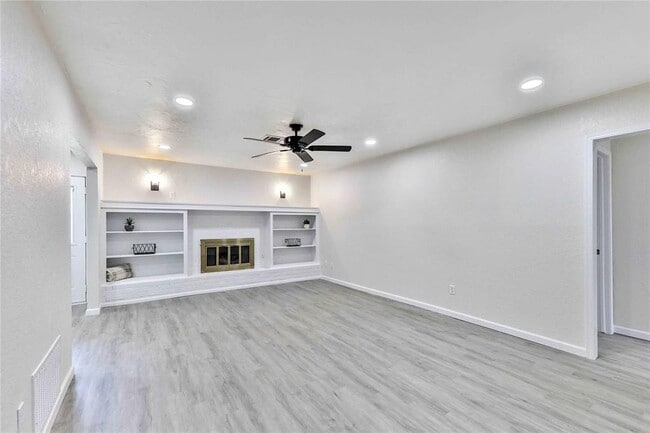 512 N Morgan Dr
