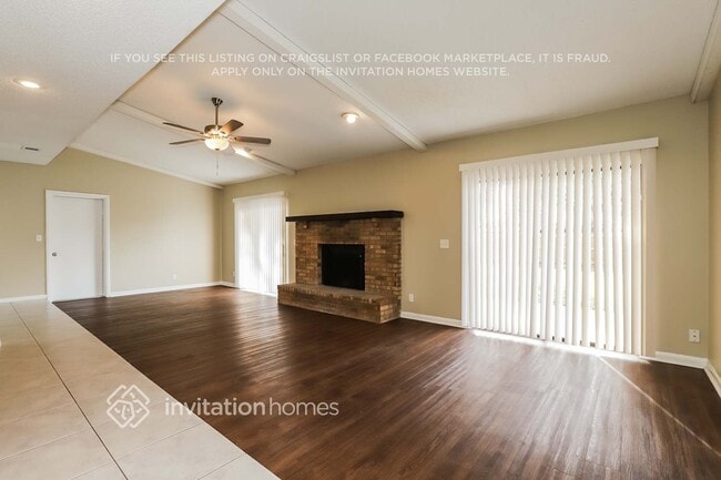 8502 Dee Cir