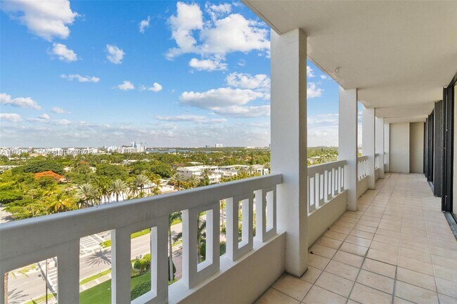 Photo - 9801 Collins Ave Unit 11-O