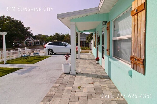 Photo - 536 Roanoke St Unit B