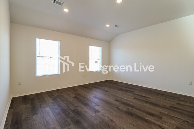 Photo - 31 Sourdough Crk Ln