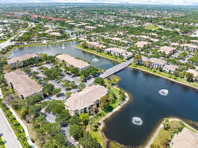 Building Photo - 2807 Veronia Dr Unit 108
