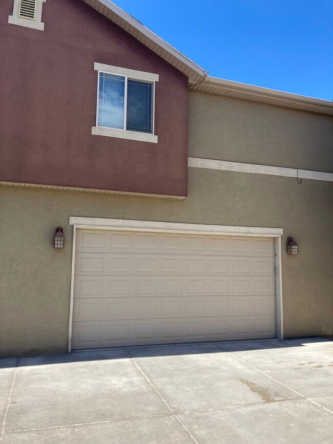 Photo - 3883 E Cunninghill Dr