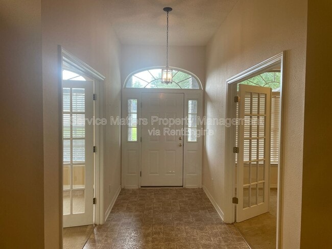 Photo - 6940 Hardwood Ct
