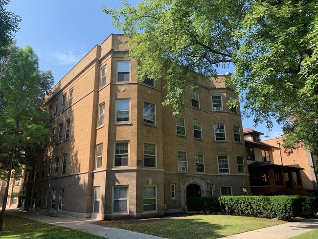 Photo - 1503 W Chase Ave Apartment Unit 1