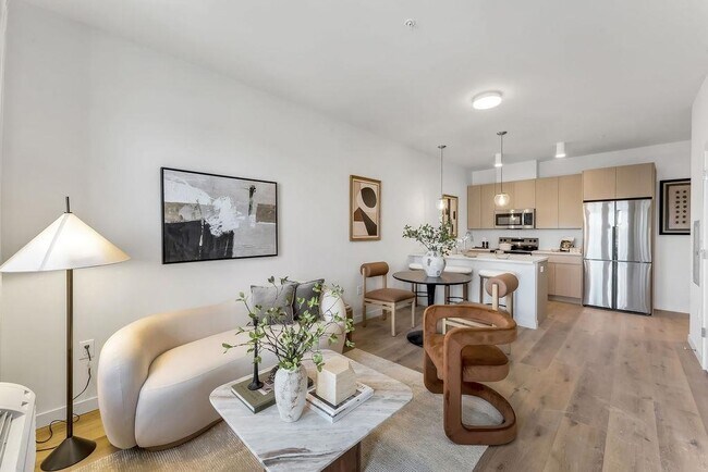 301 West Side Ave Unit 321