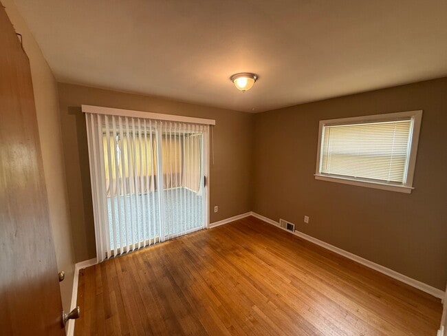 Photo - 3 Bedroom, 1 Bath Bungalow Style Home Move-In Ready!