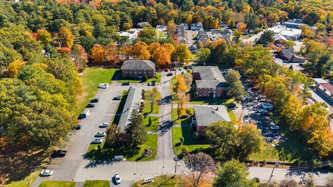 Iris Court Apartments