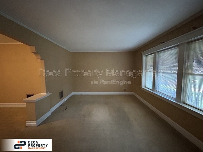 Photo - 5512 Milentz Ave