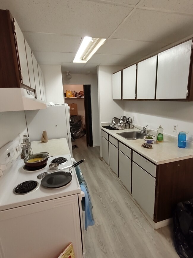 571 Shuswap St S Unit 101