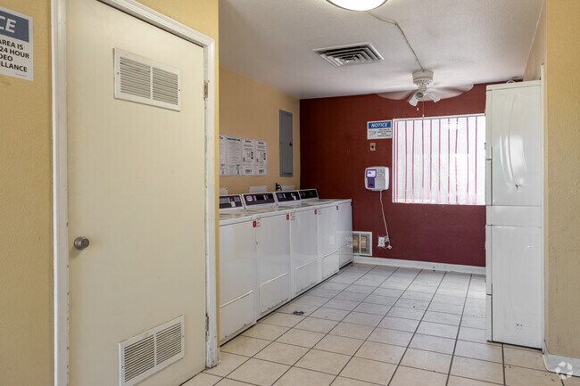 Santorini Laundry Room