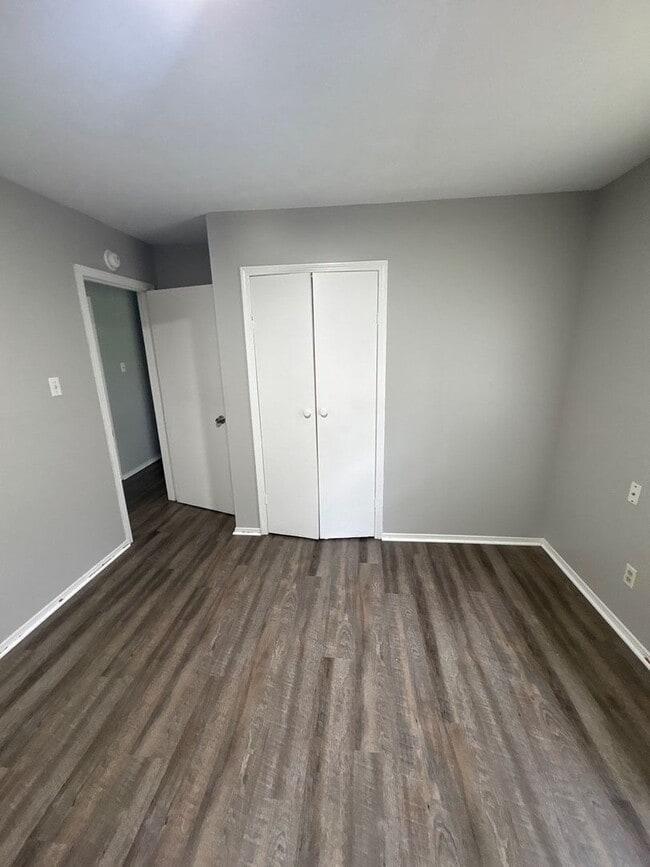 Photo - 1541 Roosevelt Ave