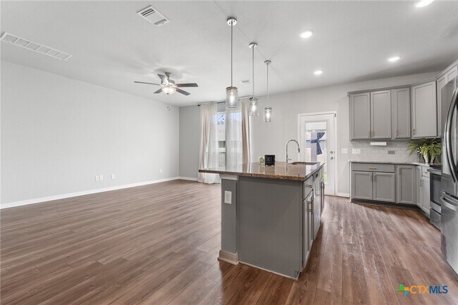 Photo - 6206 Golden Gate Dr