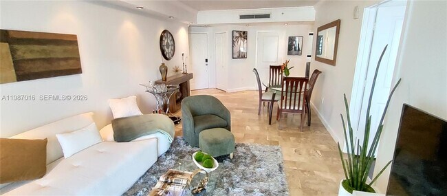 Building Photo - 170 SE 14th St Unit 2805