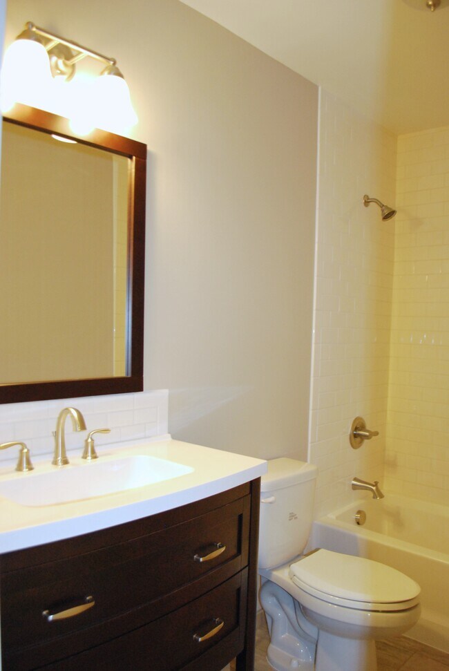 Photo - 4119 SE Steele St Unit 4119 SE Steele St