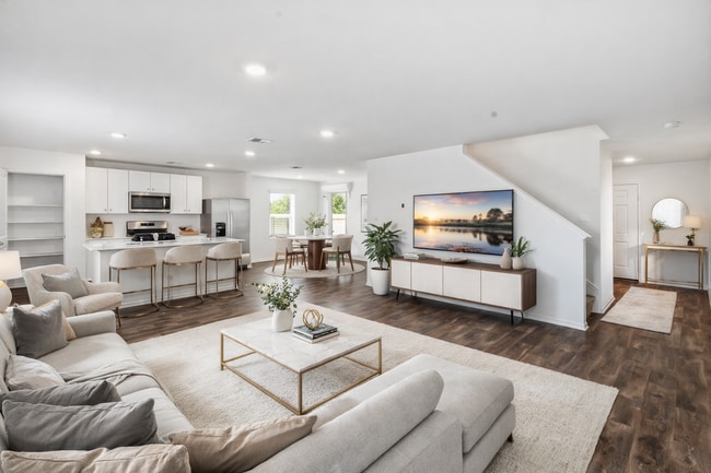 Photo - 5106 Blind Shot