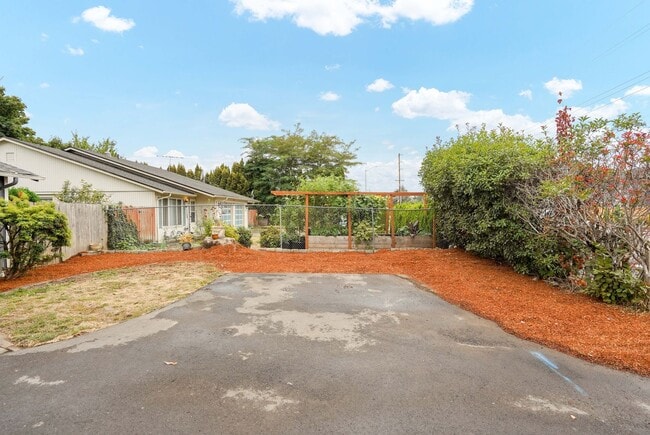 Photo - State Duplex - VPM482830S-6 Unit 4828